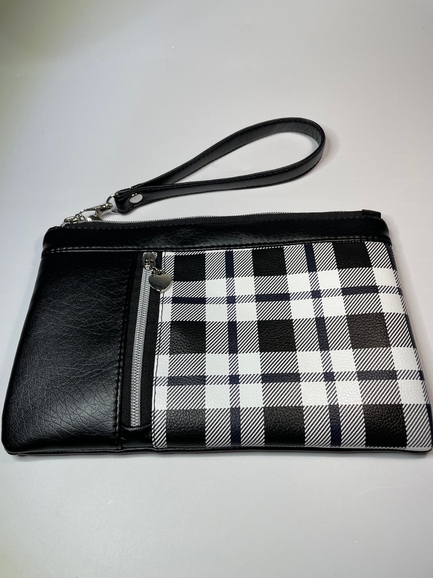 Zippy Clutch/Wristlet